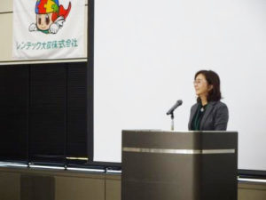 嵩社長が第五次中計初年度の取組の数々を振り返っている様子